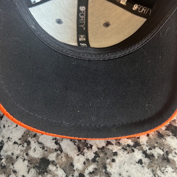 Brandon Marshall Signed Denver Broncos Hat - Picture 6 of 6